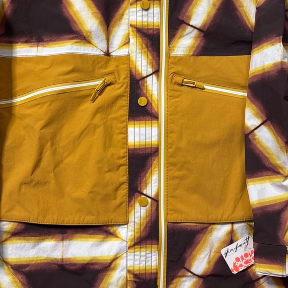 Free People Movement Singin’ in the Rain Printed Packable Jacket size Medium NWT - Picture 6 of 8